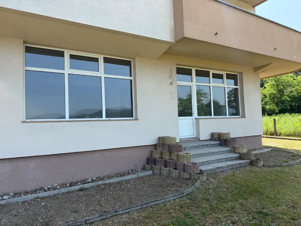Poslovni prostor za najam – Lohinja, Gračanica | 700 KM