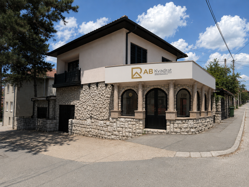 Kuća s poslovnim prostorom - Gračanica